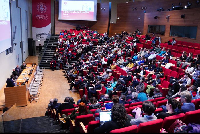 Foto della conferenza finale sul progetto Foto della conferenza finale sul progetto