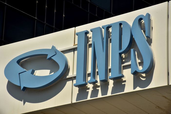 Lieto fine per la storia di Francesco: rimasto orfano, era da 6 mesi senza l'assegno di pensione del papà Lieto fine per la storia di Francesco: rimasto orfano, era da 6 mesi senza l'assegno di pensione del papà