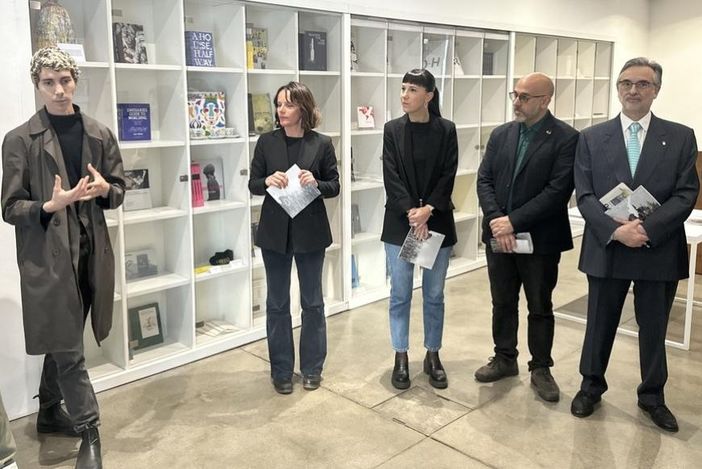 Ri-connessioni, alla Sandretto una mostra sulla memoria e i ricordi dei paesi d'origine