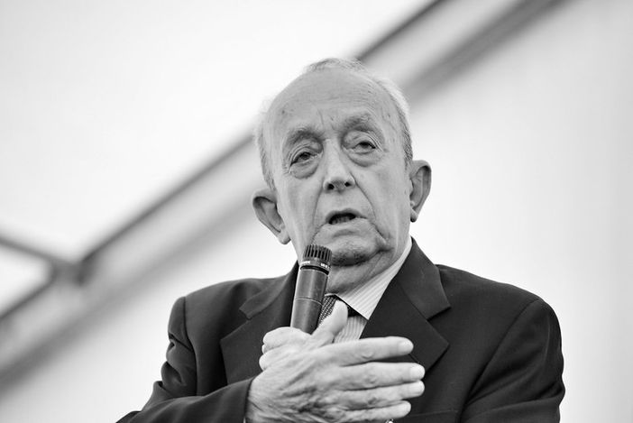 Ricordando Tullio De Mauro nel giorno della sua morte, riparte "Il Potere delle parole" Ricordando Tullio De Mauro nel giorno della sua morte, riparte "Il Potere delle parole"