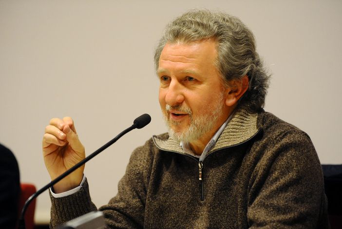 Odifreddi dialoga con Farinetti al Circolo dei Lettori Odifreddi dialoga con Farinetti al Circolo dei Lettori