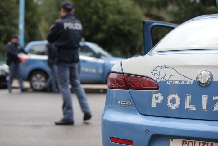 Mette a segno un &quot;colpo&quot; in un albergo del centro, ma poi viene fermato: arrestato un noto autore di furti e rapine
