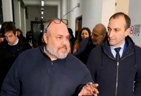 Piano inverno, a Torino mille posti letto per i clochard: sopralluogo del sindaco Piano inverno, a Torino mille posti letto per i clochard: sopralluogo del sindaco