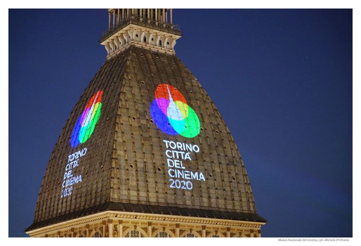 Torino nel weekend si illumina di cinema, dalla Mole Antonelliana alle arene estive