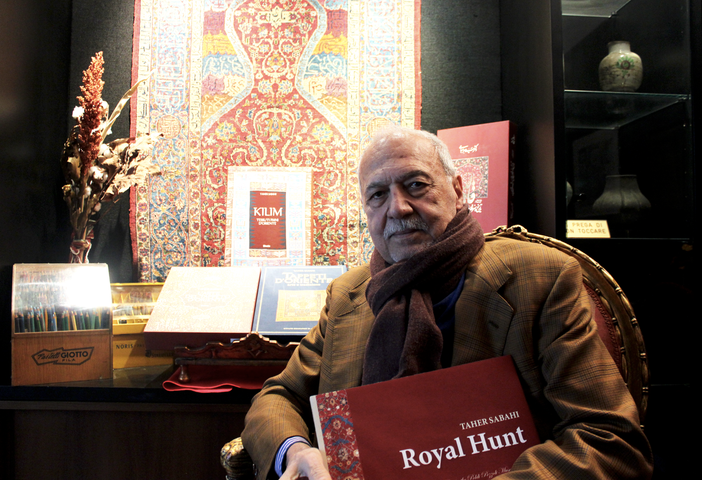 venditore di tappeti iraniano