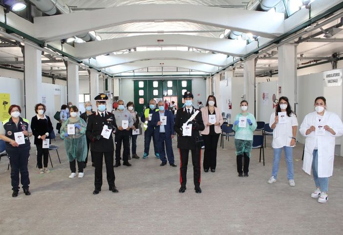 palavaccini e carabinieri palavaccini e carabinieri