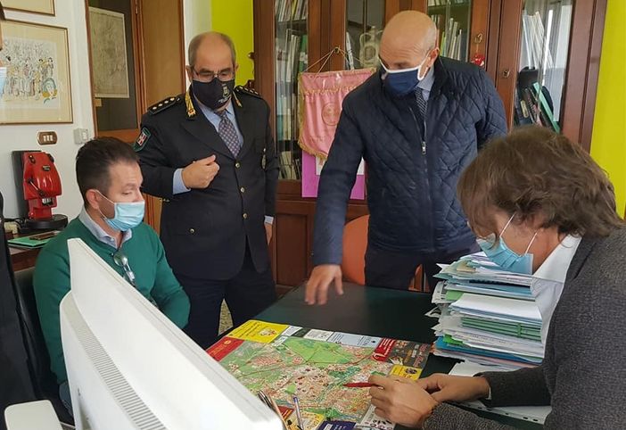 Giampiero Tolardo e le forze dell'ordine di Nichelino Giampiero Tolardo e le forze dell'ordine di Nichelino