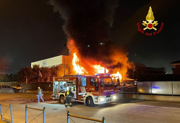 vigili del fuoco incendio carmagnola vigili del fuoco incendio carmagnola