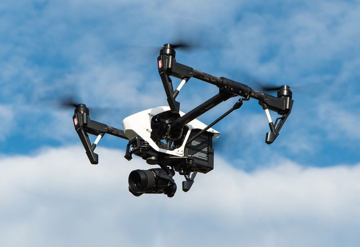 Ecco perché potrebbe servirti un drone aereocomandato: cos’è e come si usa Ecco perché potrebbe servirti un drone aereocomandato: cos’è e come si usa