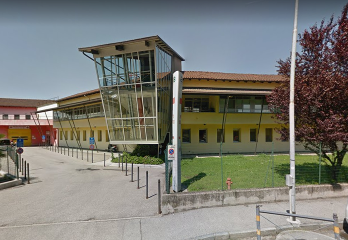 Carmagnola, l'ospedale diventa &quot;Covid hospital&quot;. Sacco: &quot;’Asl To5 sta provando a ridistribuire gli utenti non Covid su altre strutture&quot;