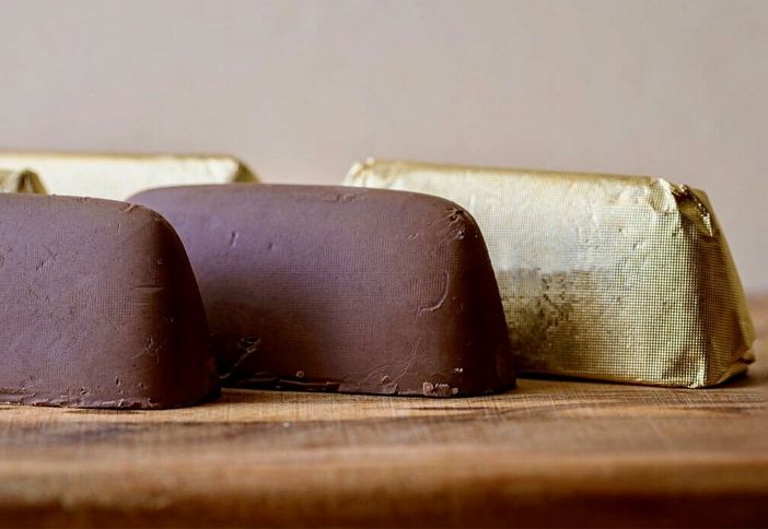 La disfida del Gianduiotto: la vicenda burocratica senza fine del cioccolatino simbolo di Torino La disfida del Gianduiotto: la vicenda burocratica senza fine del cioccolatino simbolo di Torino
