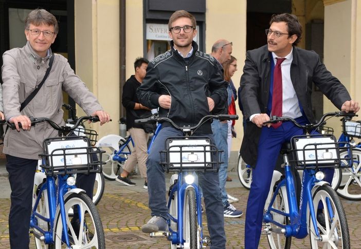 Alba: bike sharing “Bus2Bike” a pagamento dal 13 giugno 2018