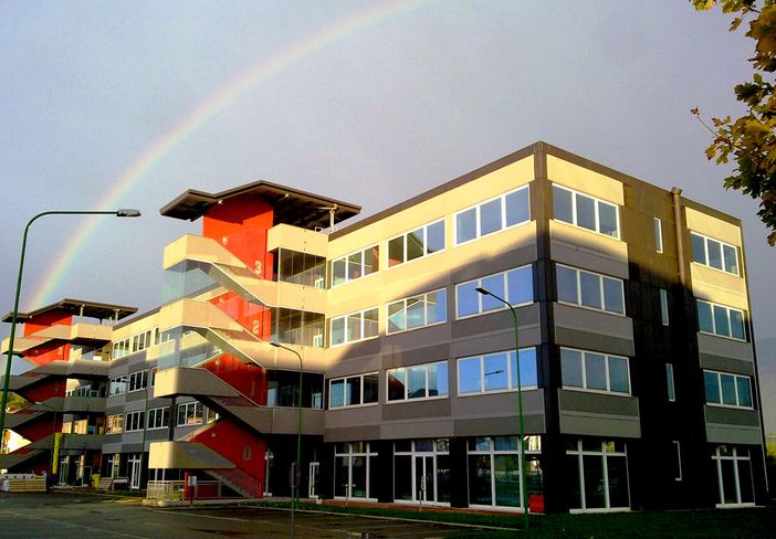 Racket del "caro estinto", 16 rinvii a giudizio