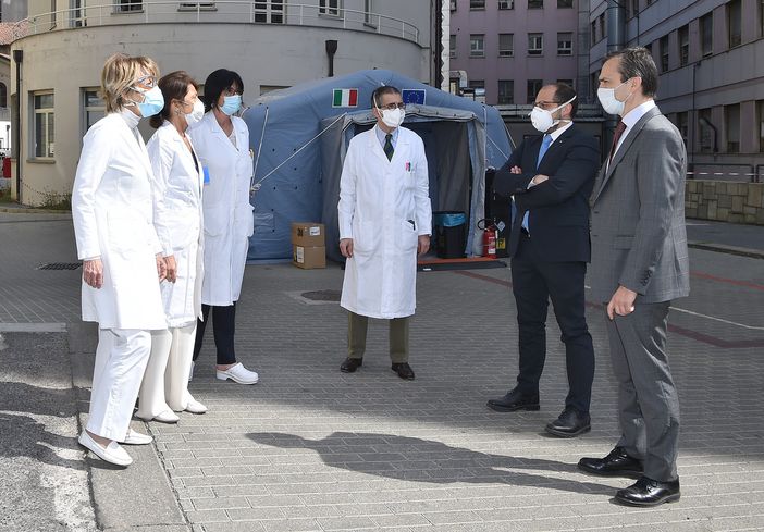 L'Unione Industriale di Torino dona 10 mila mascherine alla Fondazione Medicina a Misura di Donna e al Sant'Anna L'Unione Industriale di Torino dona 10 mila mascherine alla Fondazione Medicina a Misura di Donna e al Sant'Anna