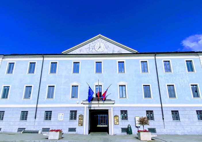 Aumento Tari 2025 a Chivasso, Ascom Confcommercio all'attacco: &quot;Sono un gravame insostenibile&quot;