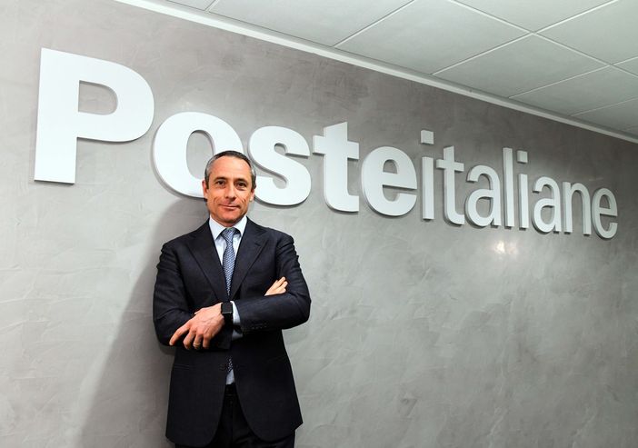 Poste Italiane, a Bobbio Pellico l’annullo filatelico e la cartolina dedicatati ai piccoli Comuni