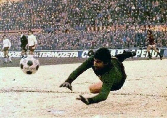 Una immagine d'epoca del 'giaguaro' Luciano Castellini Una immagine d'epoca del 'giaguaro' Luciano Castellini