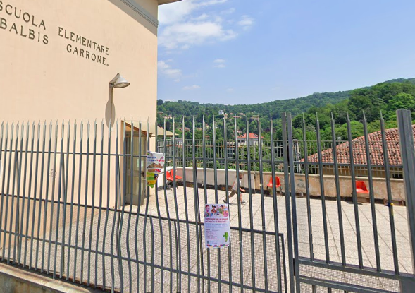 Le elementari Balbis Garrone rischiano di perdere le classi prime: i cittadini organizzano una raccolta firme per impedirlo