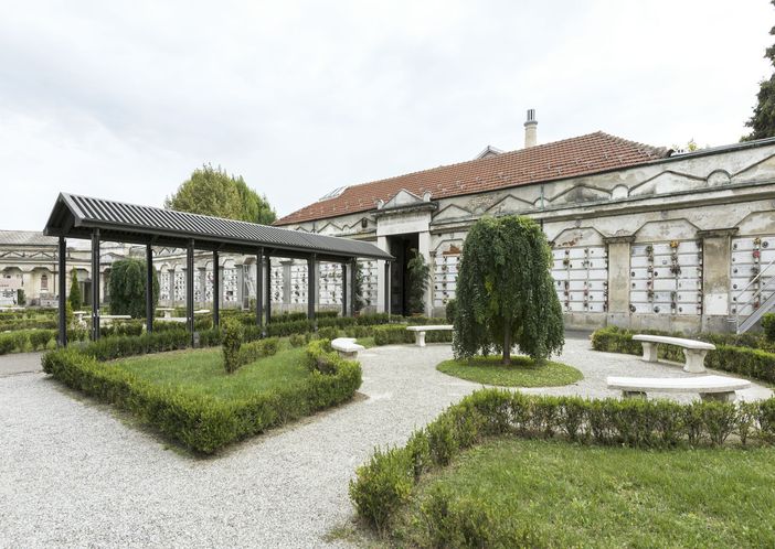 Socrem al cimitero monumentale Socrem al cimitero monumentale