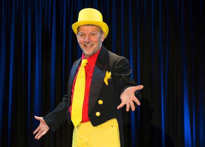 Al Circolo arriva la "micromagia" di Natalino Contini, il mago amico dei bimbi