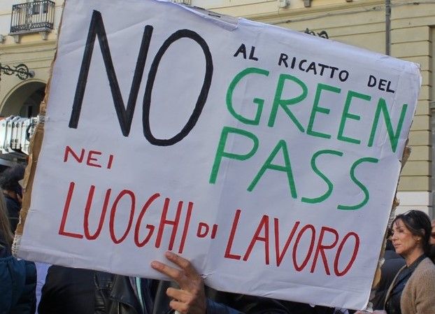 Green pass: presidio davanti ai cancelli Pirelli