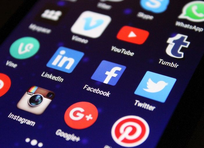 Suggerimenti per creare un piano editoriale vincente sui social