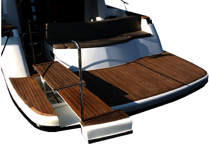 Scalette bagno e scale reali per imbarcazioni: perché sono importanti