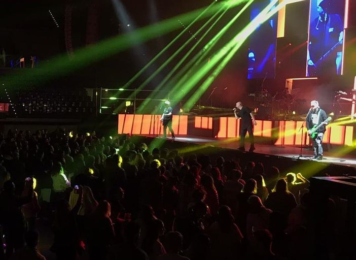 &quot;Non abbiamo scelto Torino, ma è stata Torino a scegliere noi&quot;: il successo dei Voltaj al Palavela che ha riunito la comunità rumena