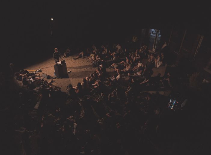 Sleeping Concert al PAV: il concerto dove la musica invita a un sonno collettivo Sleeping Concert al PAV: il concerto dove la musica invita a un sonno collettivo