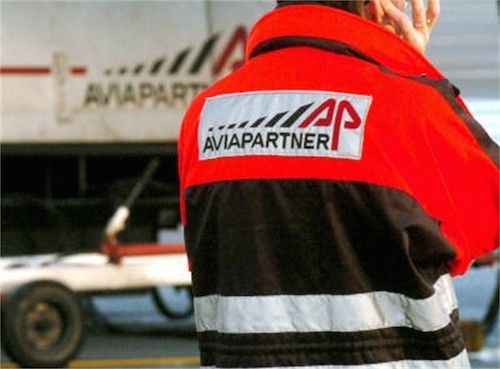 Perquisizione a Caselle: nel mirino Aviapartners per fatture false su lavori mai eseguiti Perquisizione a Caselle: nel mirino Aviapartners per fatture false su lavori mai eseguiti