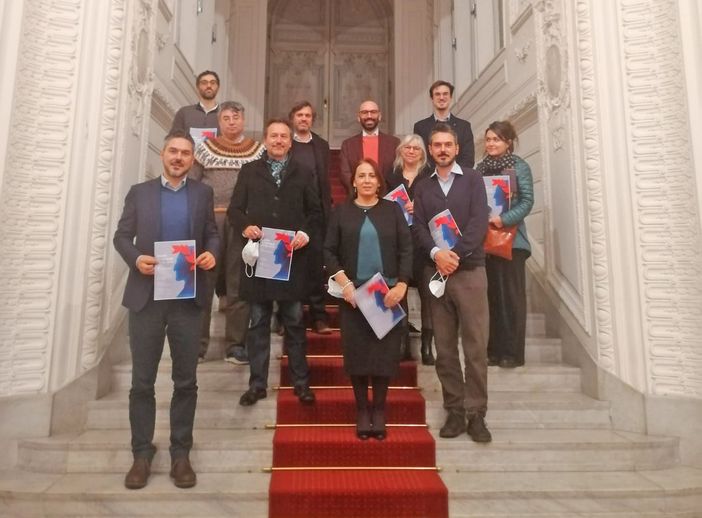 Un momento degli incontri di Nizza a cui ha partecipato Davide De Luca, direttore della Fondazione Artea Un momento degli incontri di Nizza a cui ha partecipato Davide De Luca, direttore della Fondazione Artea