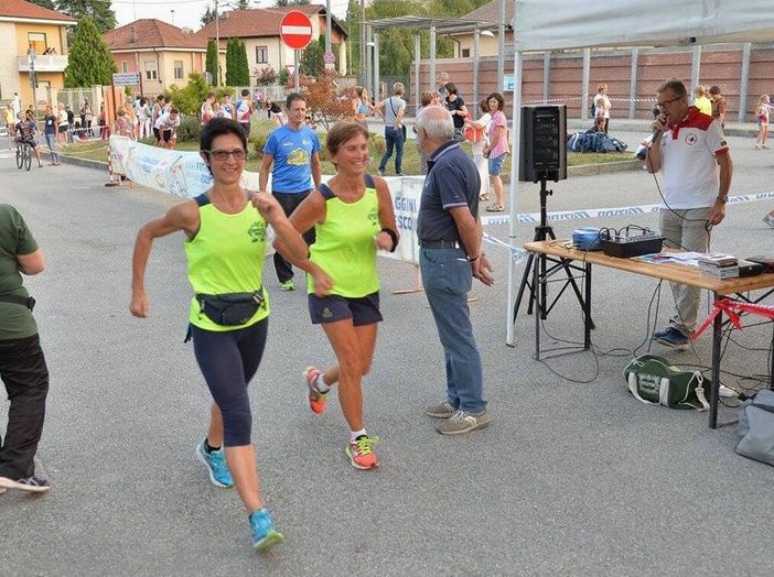 Un successo organizzativo la staffetta di camminata tra Lanzo e Paesana (Foto) Un successo organizzativo la staffetta di camminata tra Lanzo e Paesana (Foto)