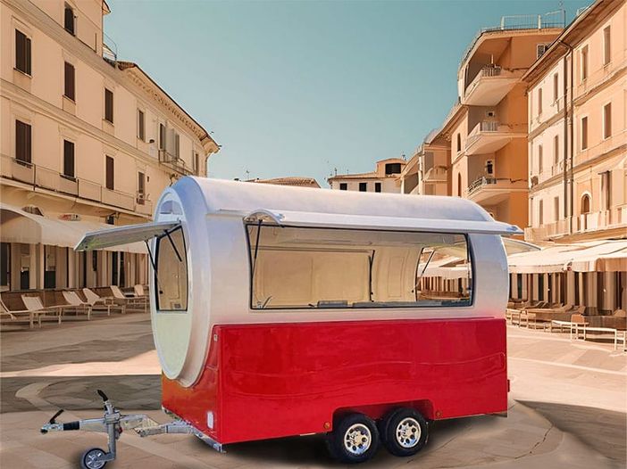 CHIOSCO MOBILE presenta il chiosco Dynamic al Tirreno CT di Massa Carrara CHIOSCO MOBILE presenta il chiosco Dynamic al Tirreno CT di Massa Carrara