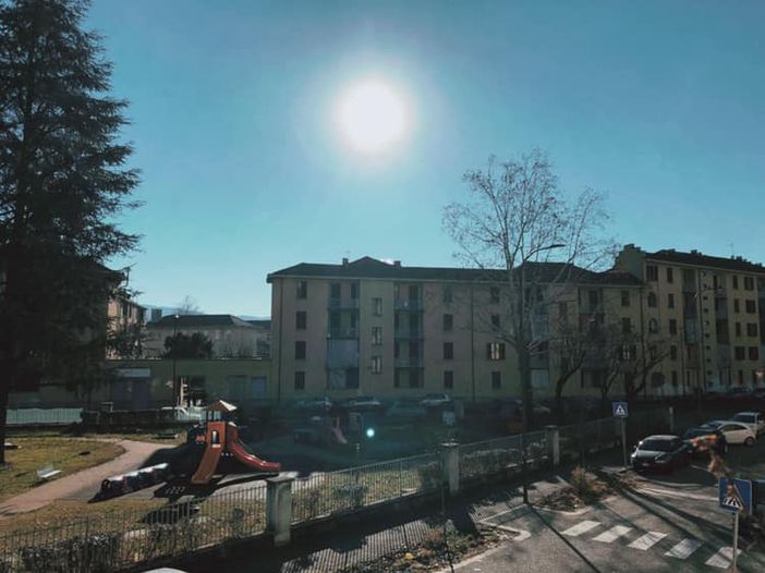 "Abbraccio alle scuole di Barriera": mercoledì 5 cortei lungo il quartiere per mettere al centro l'istruzione