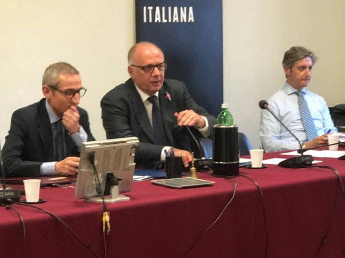 Fnsi-Uspi, siglato il primo contratto di settore Fnsi-Uspi, siglato il primo contratto di settore