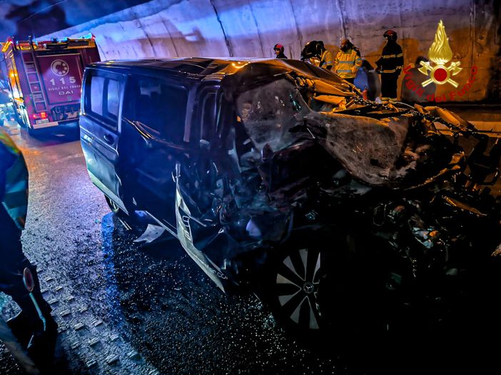 Grave incidente sulla Torino-Bardonecchia: un ferito in gravi condizioni, autostrada chiusa