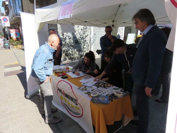 Il Firma Day del Movimento 5 Stelle a Settimo