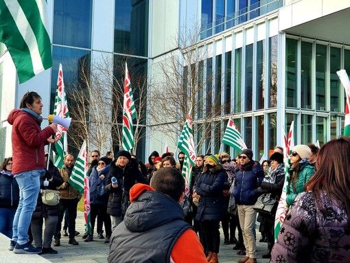 Crisi Olisistem: Dopo le proteste, Innovaway disponibile ad un confronto sindacale Crisi Olisistem: Dopo le proteste, Innovaway disponibile ad un confronto sindacale