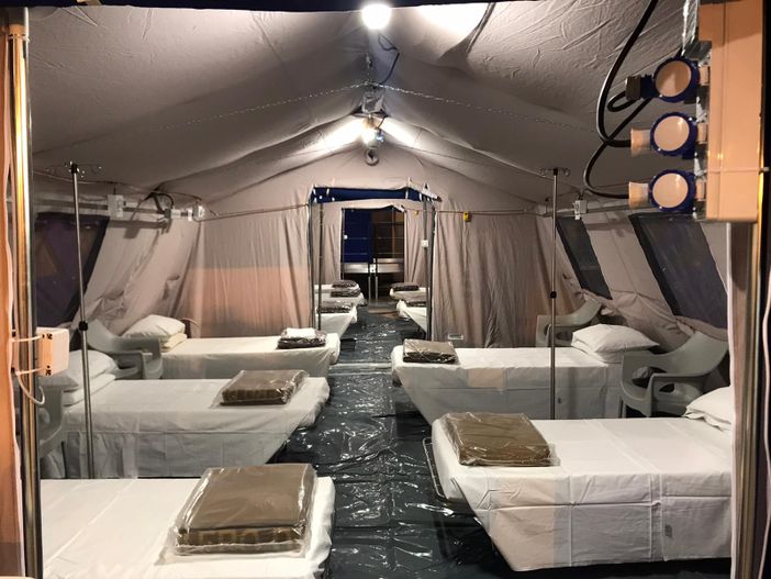 Coronavirus, arrivati i primi pazienti al Padiglione 5 di Torino Esposizioni