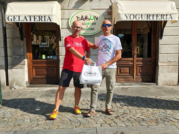 La Gelateria Dabun pedala con Marco per regalare sorrisi ai bambini
