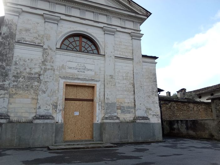 La chiesa di San Lorenzo ad Angrogna La chiesa di San Lorenzo ad Angrogna