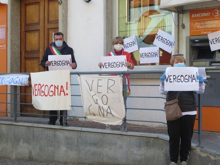 I sindaci di Perosa Argentina e Pomaretto scivrono a Unicredit per sapere se la pensa come il sindacalista Picollo