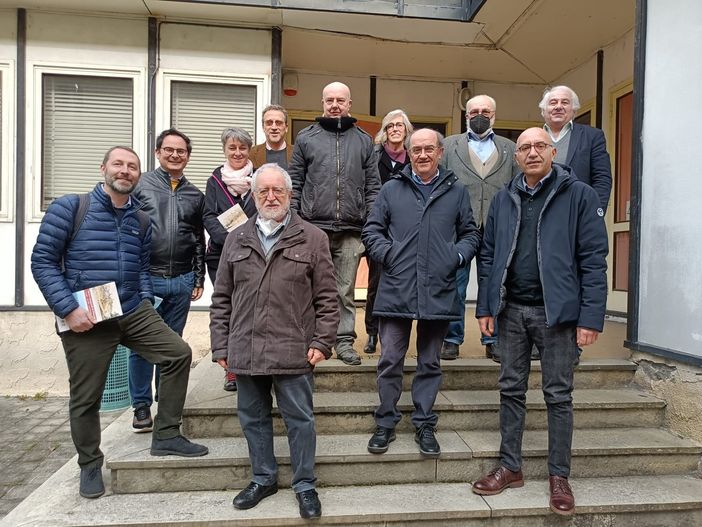 Il nuovo direttivo di Italia Nostra con l'uscente Bonansea e con il presidente dell'assemblea Seglie