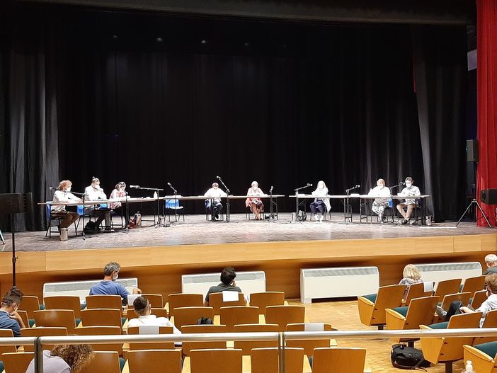 La seduta consigliare da cui è partita la polemica La seduta consigliare da cui è partita la polemica