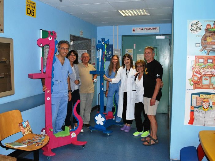 La donazione alla Pediatria di Pinerolo La donazione alla Pediatria di Pinerolo