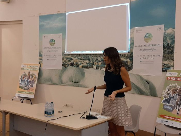 L’Artigianato di Pinerolo diventa una casa con stanze e distanze L’Artigianato di Pinerolo diventa una casa con stanze e distanze