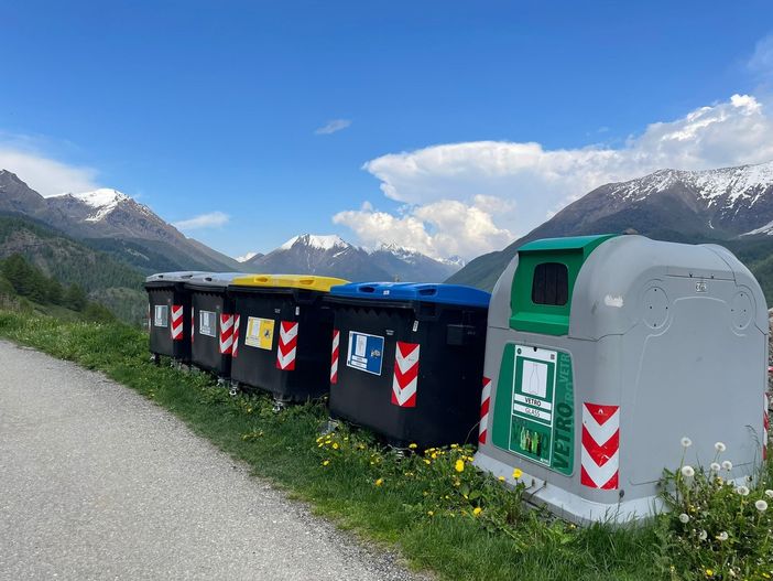 I nuovi cassonetti di Pragelato