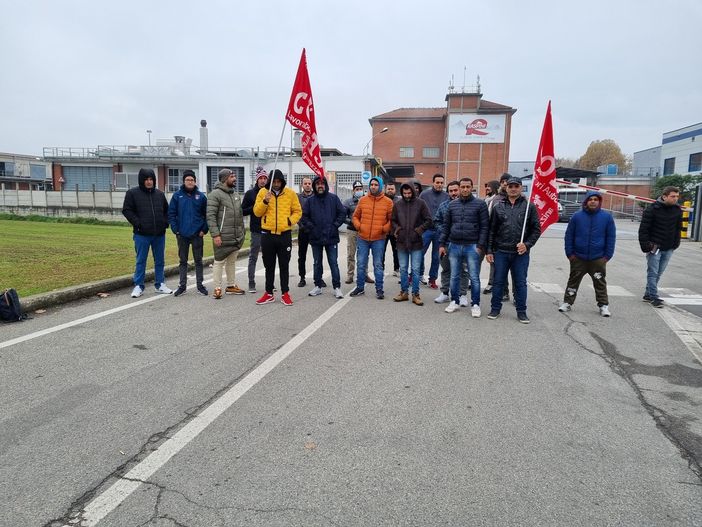 Raspini di Scalenghe: non c’è l’accordo, continua lo stato di agitazione