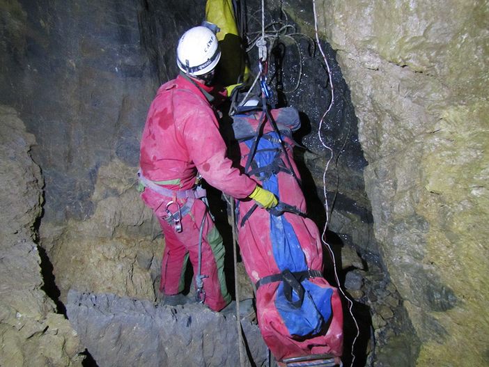 Cnsas, ecco le nuove tecnologie di comunicazione per gli speleosoccorritori
