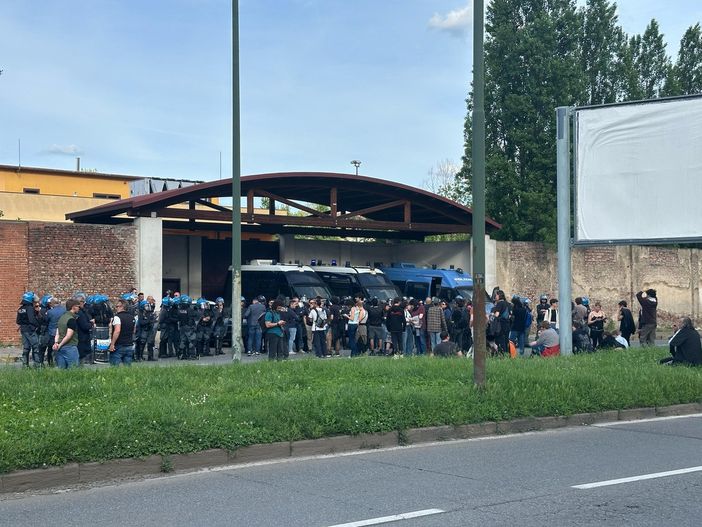 Continuano le proteste contro il Cpr di corso Brunelleschi Continuano le proteste contro il Cpr di corso Brunelleschi